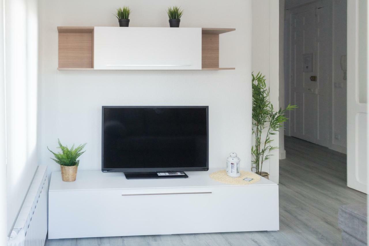 Apartamento Del Sueno Con Aire Acondicionado Logrono Luaran gambar