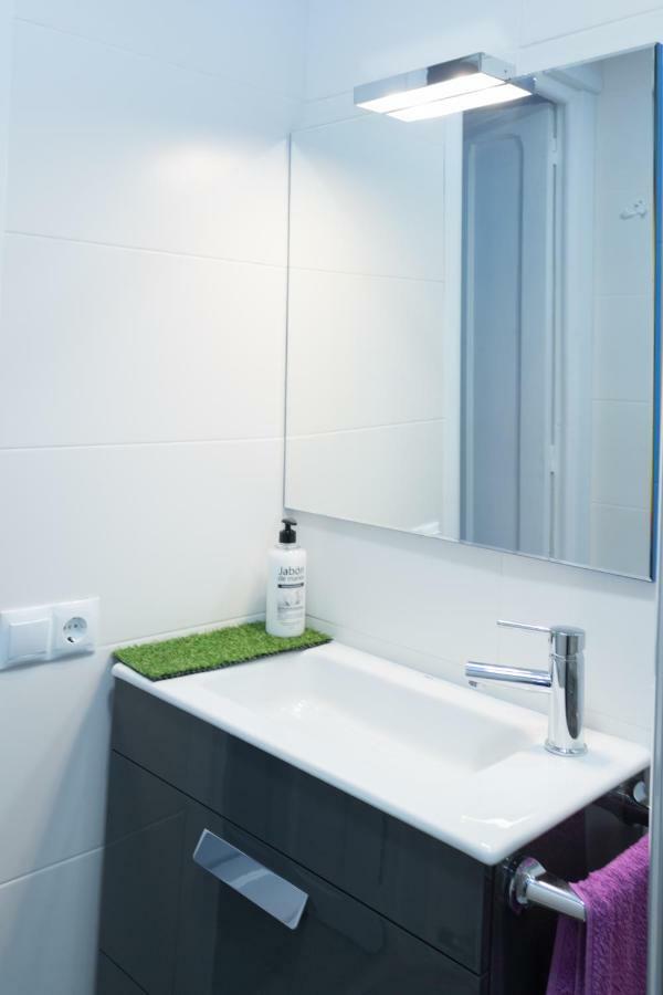Apartamento Del Sueno Con Aire Acondicionado Logrono Luaran gambar