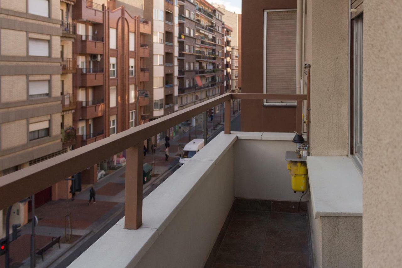 Apartamento Del Sueno Con Aire Acondicionado Logrono Luaran gambar