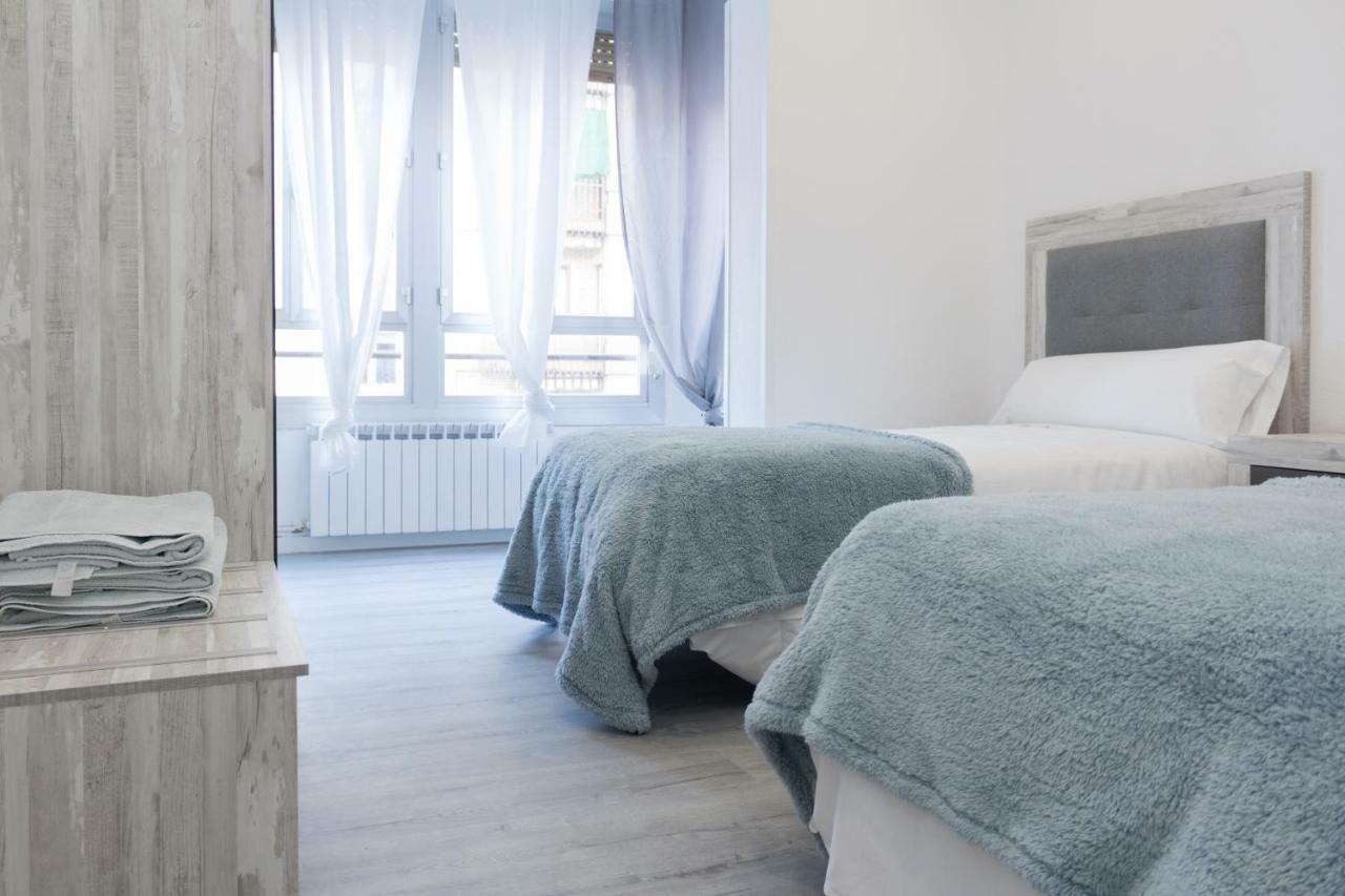 Apartamento Del Sueno Con Aire Acondicionado Logrono Luaran gambar